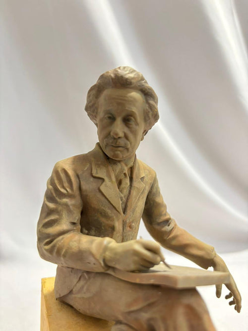 All time Genius Figurine